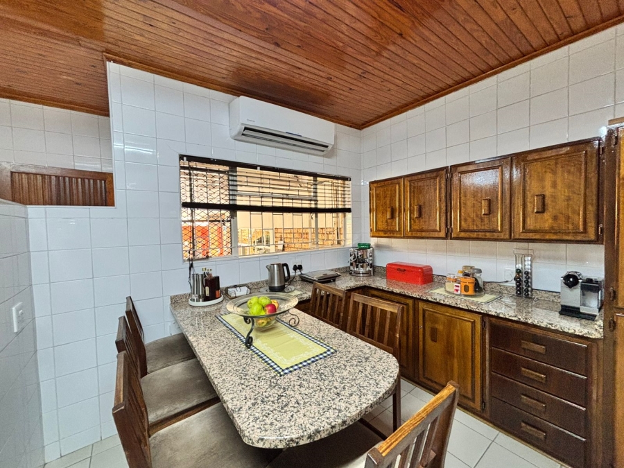 5 Bedroom Property for Sale in Flamwood North West